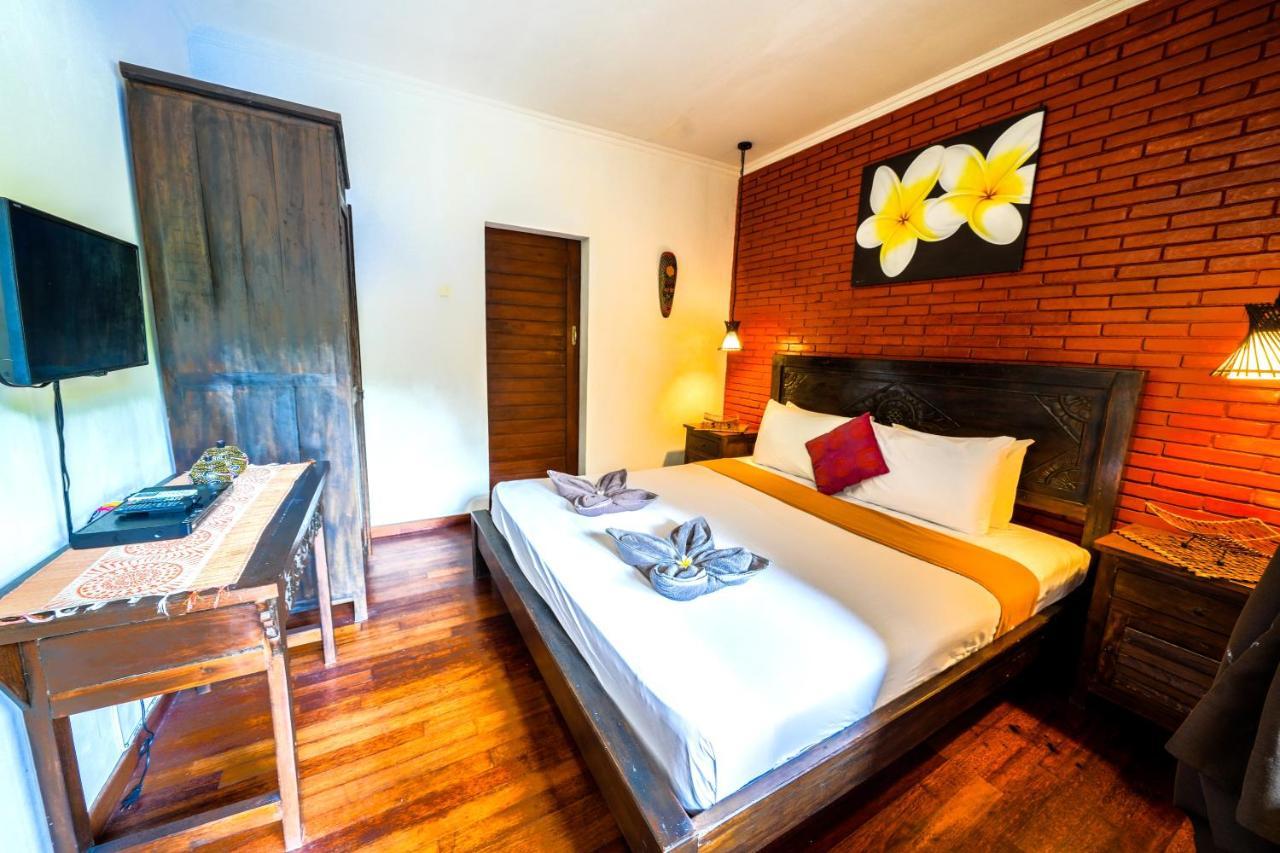 Villa Sanket - Kuta - 6 Bedrooms - 6 Bathrooms - Great Location Екстериор снимка
