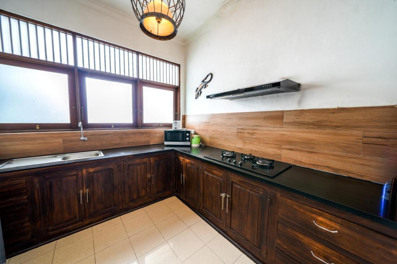 Villa Sanket - Kuta - 6 Bedrooms - 6 Bathrooms - Great Location Екстериор снимка